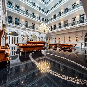 Prestige Budapeşte